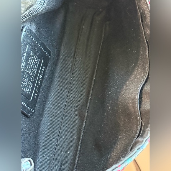 Coach Reversible Floral Crossbody Bag With A Detachable Strap C1782-F59535 - Picture 15 of 16